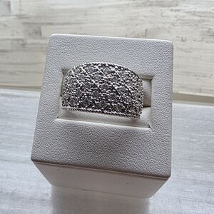 10K White Gold 1.06ct Diamond Cluster Ring – 37 Round Brilliant Diamonds | Certi